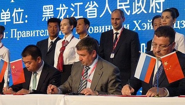 增材制造技術(shù)共同進(jìn)步 中國制造與國外合作3D打印機(jī)器人