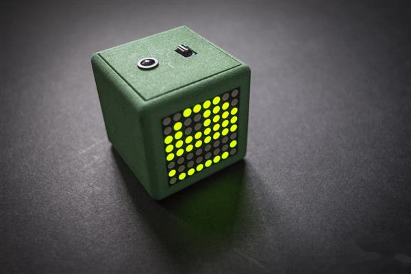 又是一篇3D打印免費(fèi)教程 新手如何3D打印電子寵物Adafriend