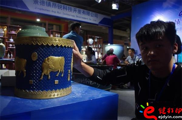 3D打印陶瓷作品展示,3d打印陶瓷粉末材料 景德鎮結合3D打印雕刻技術顛覆傳統手工制陶